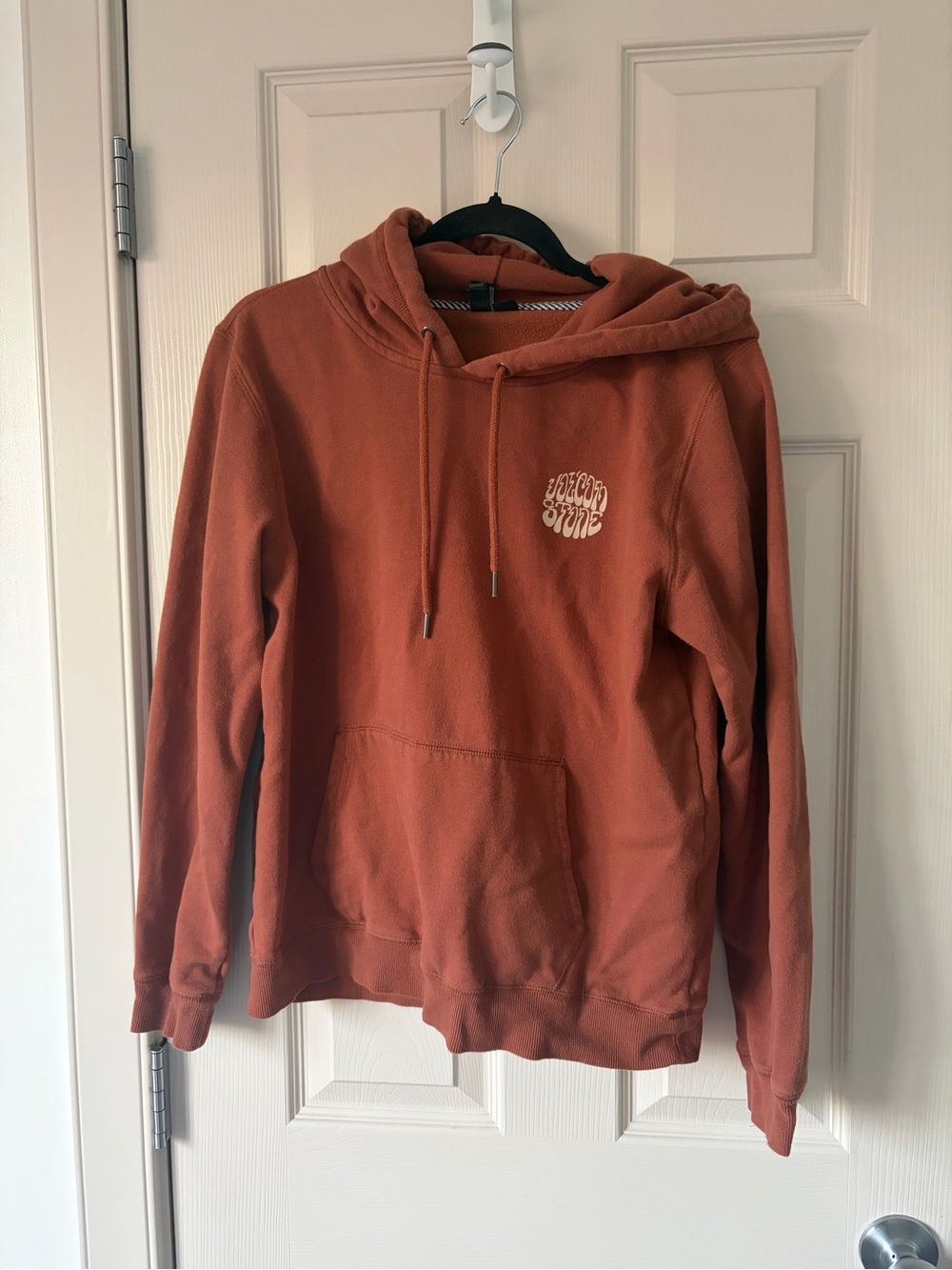 🍁 VOLCOM - Size Small Orange Graphic Hoodie